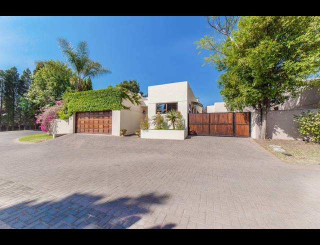 3 BEDROOM HOUSE FOR SALE IN CEDAR LAKES